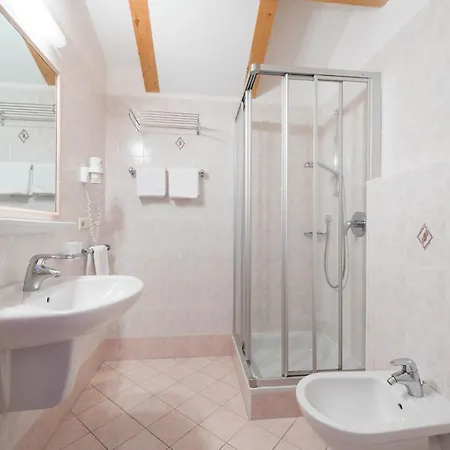 Kaserhof Hotel Valles