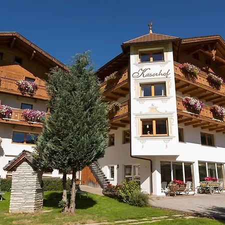Hotel Kaserhof Valles